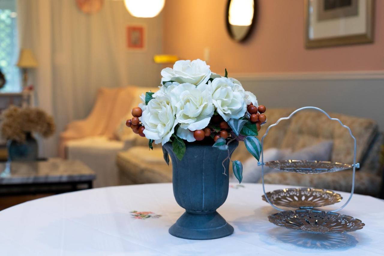 Lily's Garden 4* Charlottetown